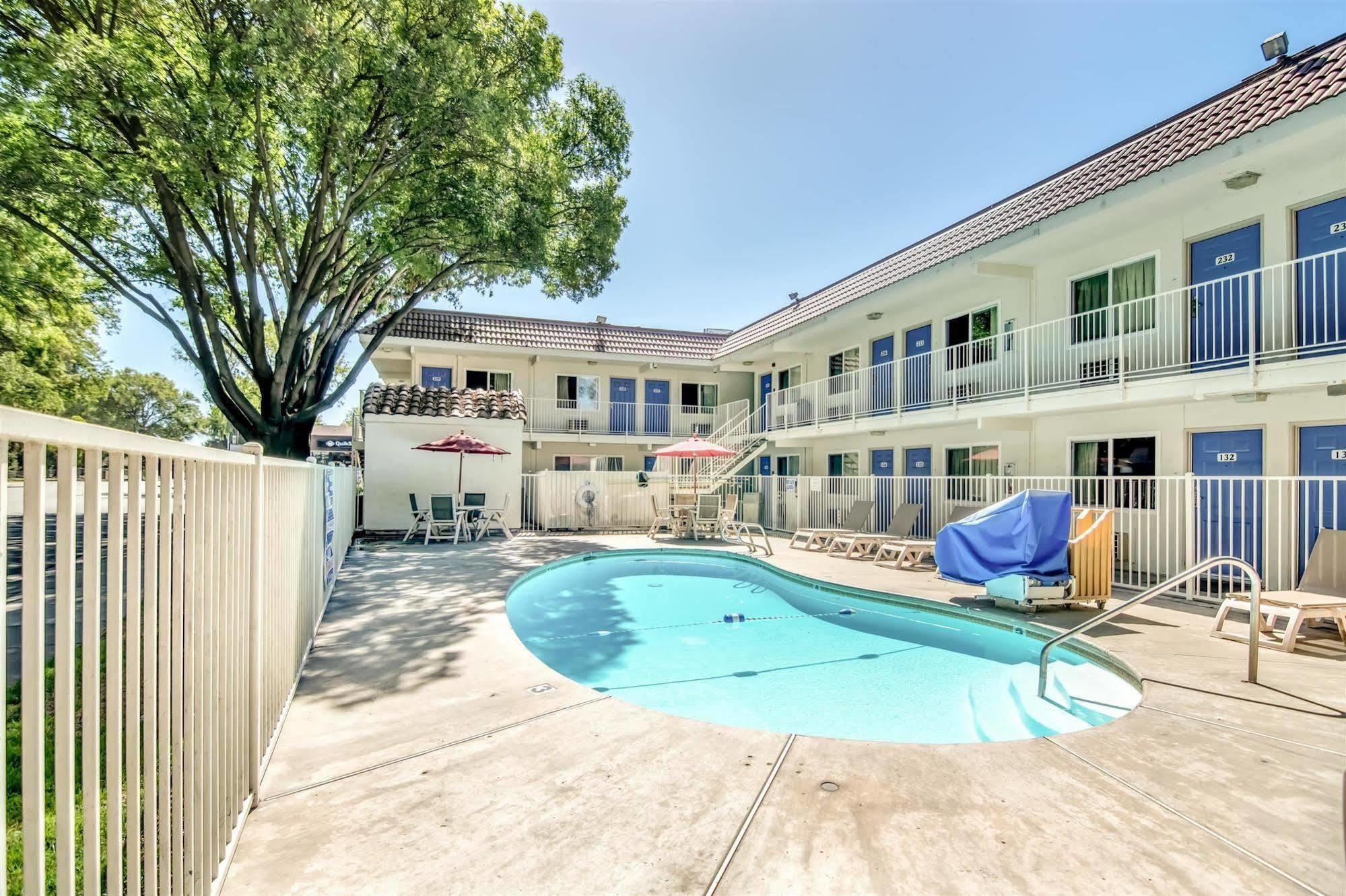 Motel 6-Stockton, Ca - North Lincoln Village Exterior photo